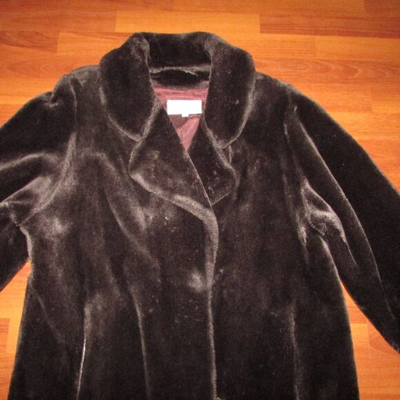 Vintage Beechers Brook Dark Brown Faux Fur Coat - Large - Picture 5 of 13